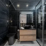 Stylish 1 Bed Flat *